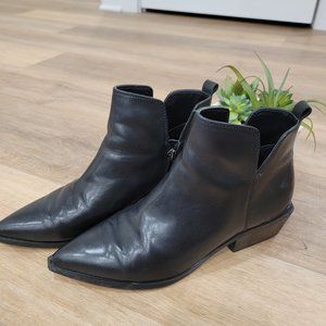Nine West Leather Ankle boots